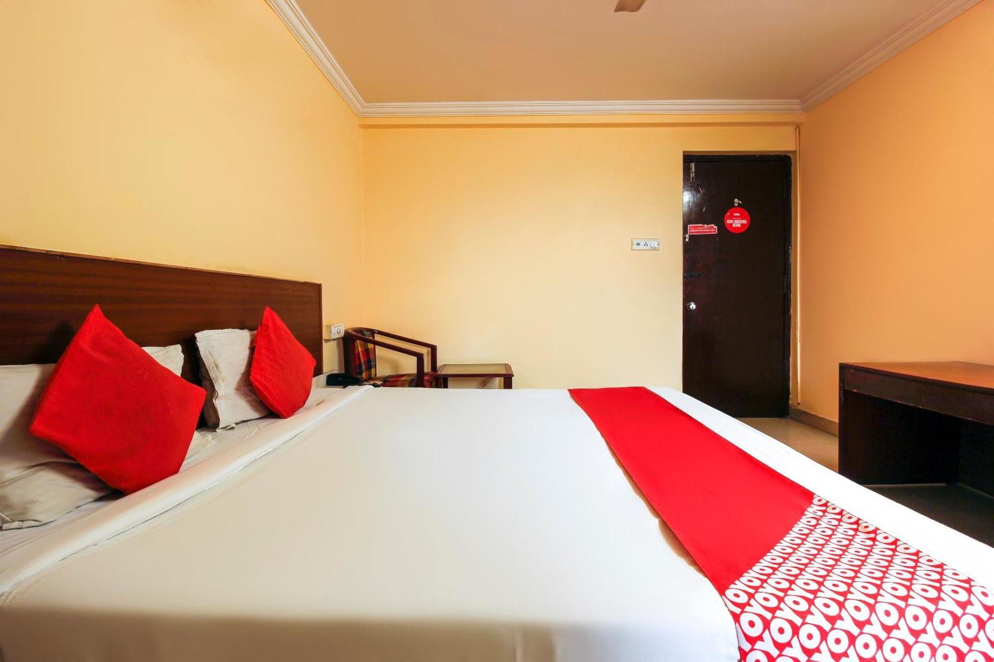 Hotel O Priya Residency Secunderabad ภายนอก รูปภาพ